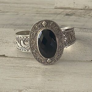 Beautiful Silver Onyx Cuff Bracelet.